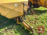 TURNER MUTTI DIET FEEDER - 2