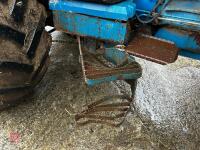 1990 FORD 8210 4WD TRACTOR - 38