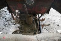 1961 INTERNATIONAL 414 2WD TRACTOR (S/R) - 15