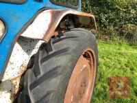 FORD 4000 DIESEL 2WD TRACTOR - 11