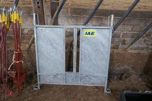 IAE GALVANISED LAMB ADOPTER FRONT
