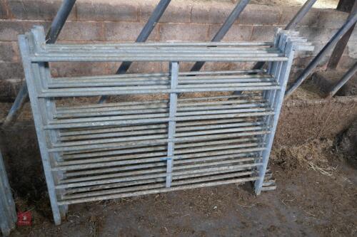 5 4' GALVANISED SHEEP HURDLES
