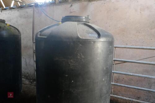 BLACK PLASTIC JUICE TANK
