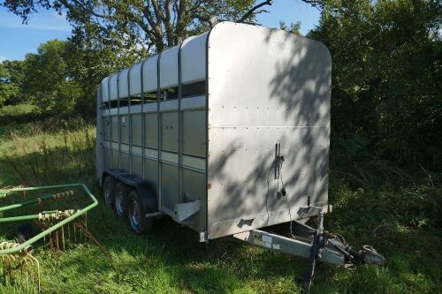 2005 IFOR WILLIAMS 14' LIVESTOCK TRAILER