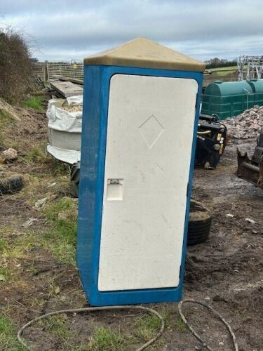 PORTA-LOO