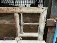 14' 6'' GALVANISED FEED BARRIER & TROUGH - 2