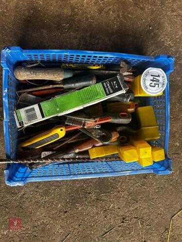 BOX OF HAND TOOLS