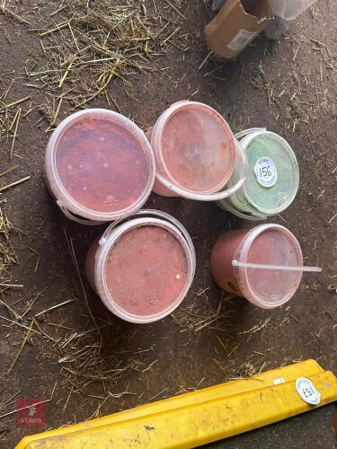 5 PART TUBS OF RADDLE