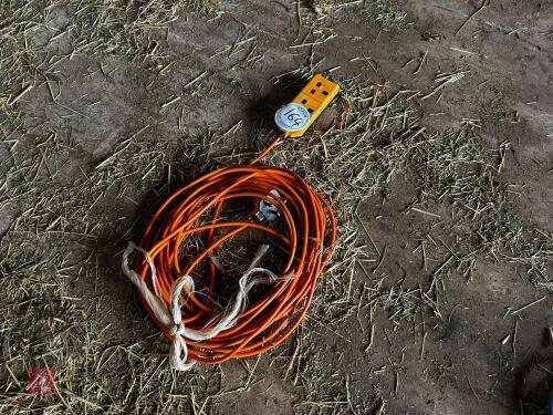 240V EXTENSION LEAD