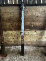 6' DOUBLE HANGING POST