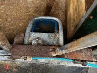 15' GALVANISED FEED BARRIER & TROUGH - 7