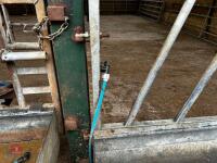 15' GALVANISED FEED BARRIER & TROUGH - 9