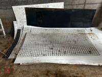 PLASTIC AND MESH SHEETS / PARLOUR BOARD - 2