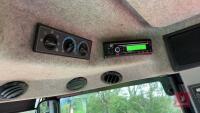 2011 MF 6490 DYNA-6 4WD TRACTOR - 22