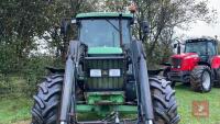 JOHN DEERE 6310SE 4WD TRACTOR C/W QUICKE 445 LOADER - 18