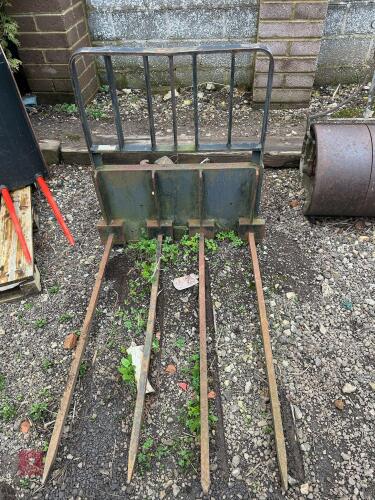 HEAVY DUTY MUCK FORK