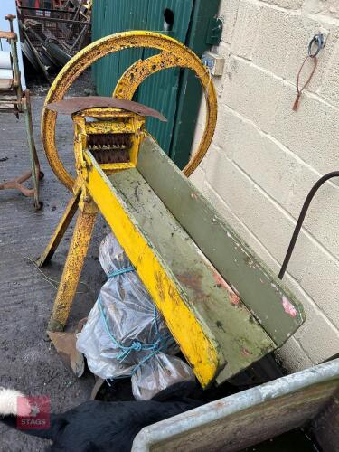 VINTAGE CHAFF CUTTER