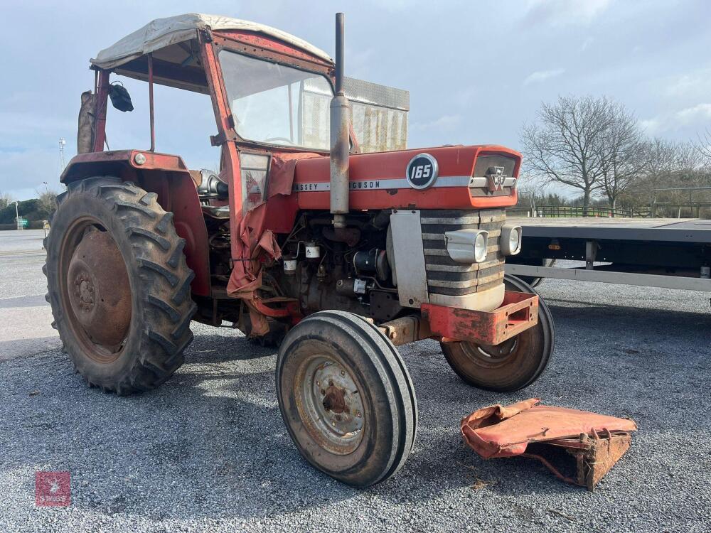 1974 MASSEY FERGUSON 165 2WD TRACTOR