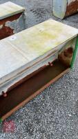 JOURDAIN HOOK OVER AD LID FEEDER - 2