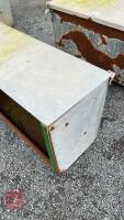 JOURDAIN HOOK OVER AD LID FEEDER - 2