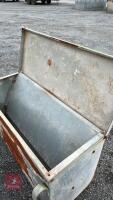 JOURDAIN HOOK OVER AD LID FEEDER - 8