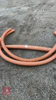 3 MIXED LENGTHS OF SPRAYER PIPE