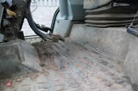 2001 MASSEY FERGUSON 6265 4WD TRACTOR - 17