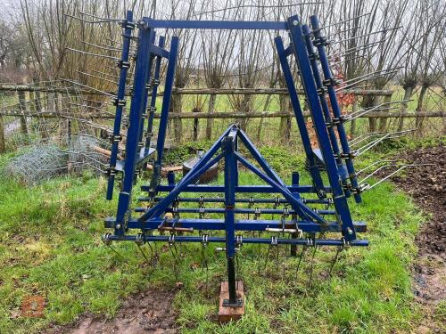 OXDALE 12' MOUNTED GRASS HARROWS