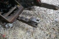 CASE INTERNATIONAL 685 2WD TRACTOR - 18
