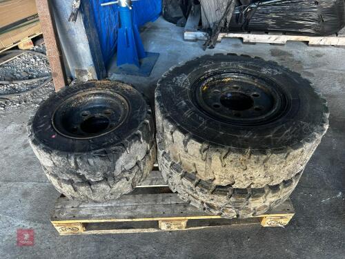 SET OF FORKLIFT/TELETRUCK WHEELS