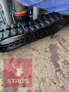 2 PART WORN JCB MINI DIGGER TRACKS