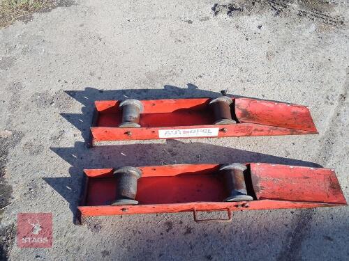 PAIR OF CABLE DRUM ROLLERS