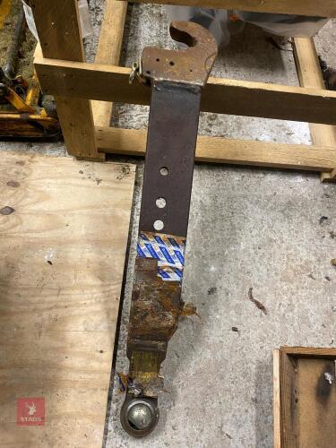 NEW HOLLAND LOWER LINK ARM
