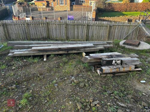 2 PALLETS OF OAK LENGTHS
