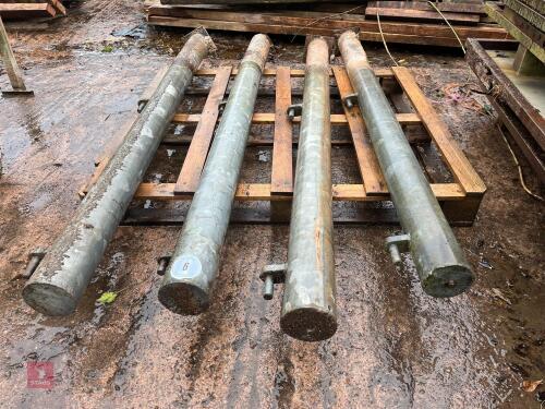 4 X GALVANISED HANGING POSTS (6)
