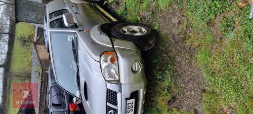 2004 NISSAN NAVARA 2.5DI TRUCK (S/R)