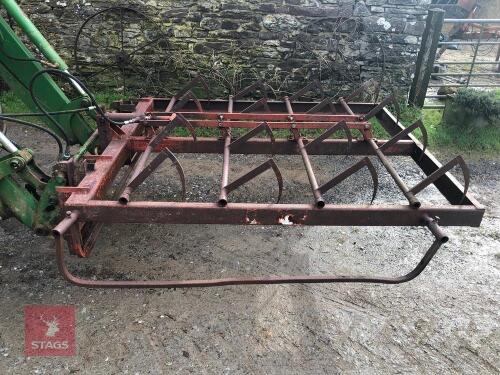 BROWNS FLAT 8 BALE GRAB