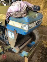 FORD 4110 2WD TRACTOR - 4