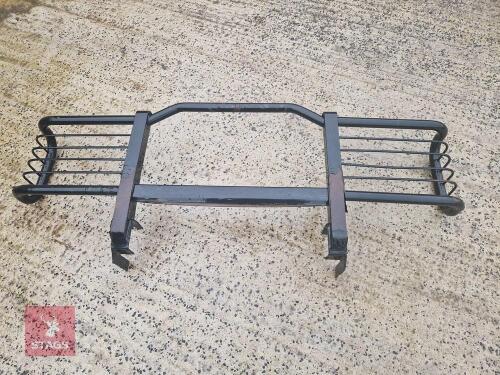 LAND ROVER DEFENDER BULL BAR