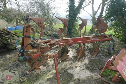 KVERNELAND LB85 4 FURROW PLOUGH