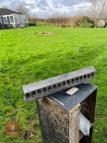 VINTAGE GALVANISED CHICK FEEDER