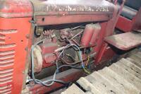 INTERNATIONAL TD9 CRAWLER - 4