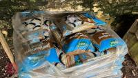 APPROX 32 20KG BAGS OF HORTICULTURE SAND - 3