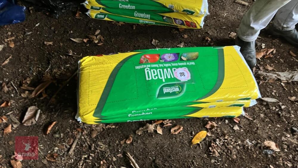 4 X WESTLAND 30L GROW BAGS