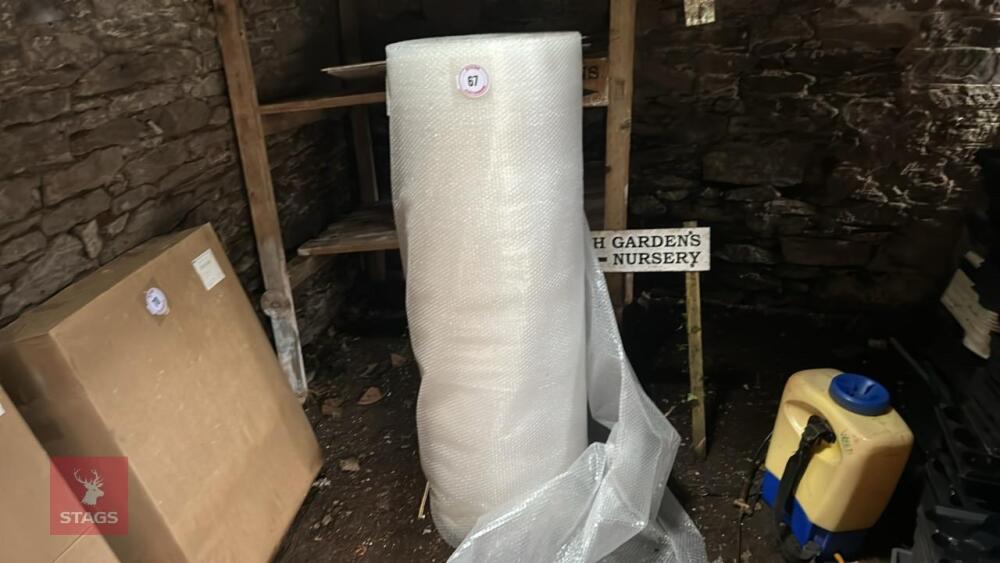 LARGE ROLL OF 5' WIDE BUBBLE WRAP