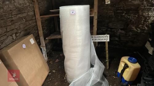 LARGE ROLL OF 5' WIDE BUBBLE WRAP