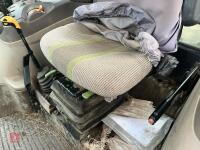 2010 JOHN DEERE 5090M 4WD TRACTOR - 35