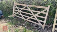 2.7M WOODEN GATE