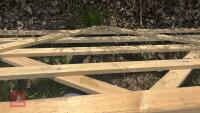 2.7M WOODEN GATE - 9