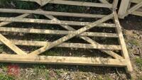2 3M WOODEN GATE - 7